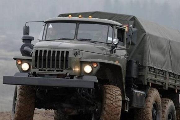 Erməni hərbi karvanı sərhədimizə doğru irəliləyir 